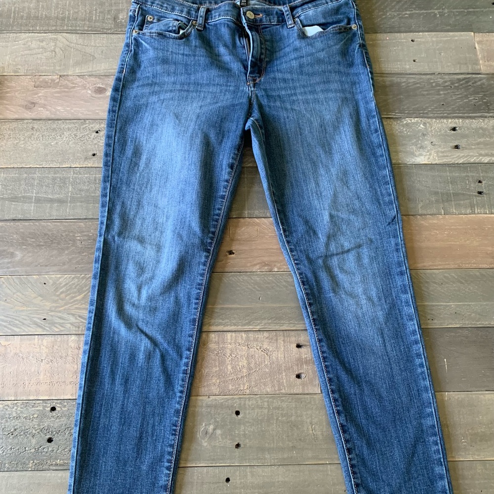 American eagle skinny jeans size 10/30